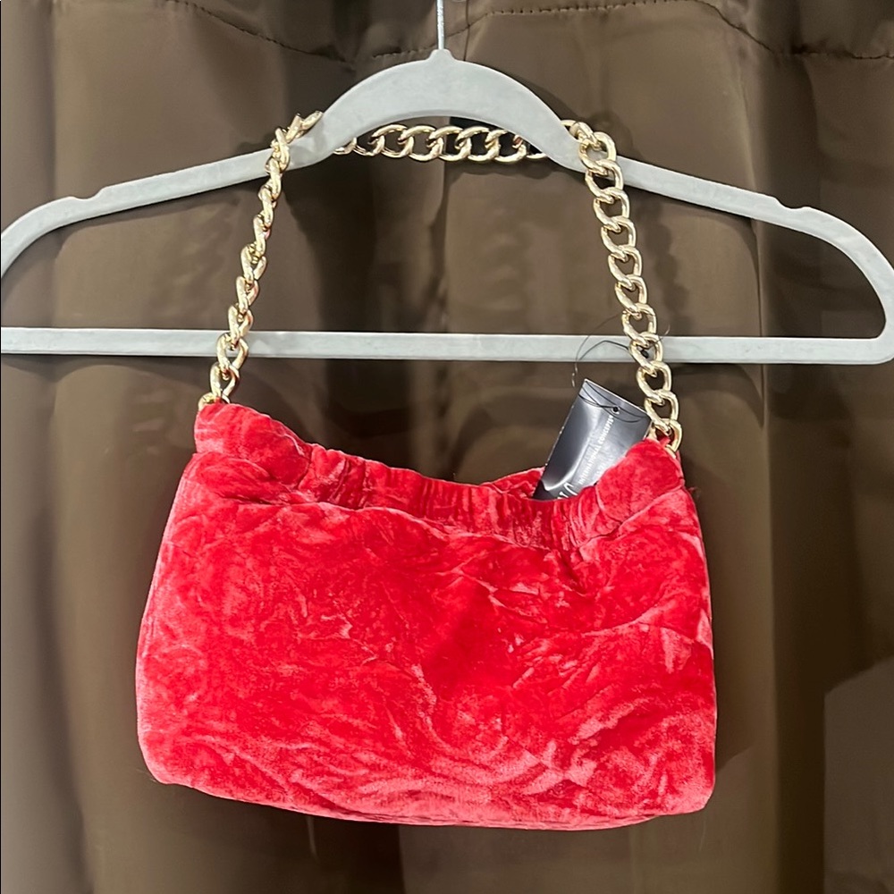Red Velvet Chain Shoulder Bag